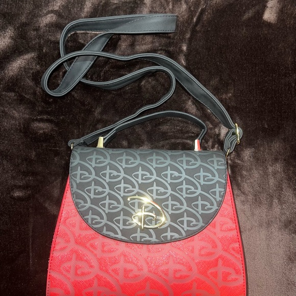 Disney Loungefly Crossbody Handbag - Picture 2 of 7